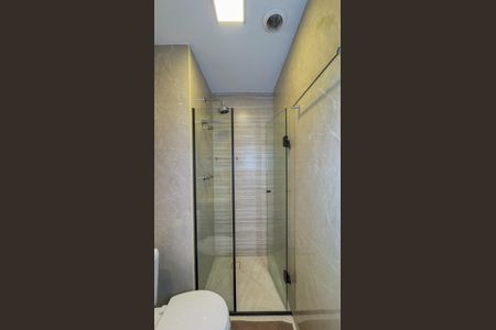 Apartamento à venda com 28m², 1 quarto e sem vaga Apartamento à venda com 28m², 1 quarto e sem vagaBanheiro da Suíte