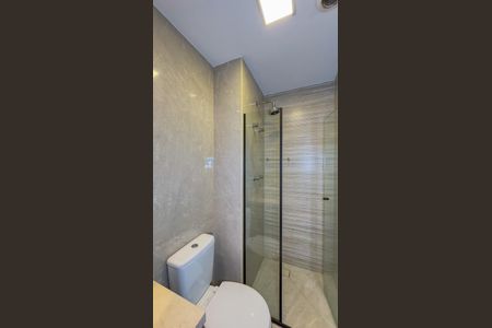 Apartamento à venda com 28m², 1 quarto e sem vaga Apartamento à venda com 28m², 1 quarto e sem vagaBanheiro da Suíte