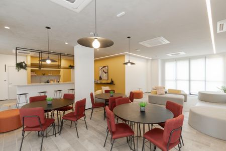Apartamento à venda com 28m², 1 quarto e sem vaga Apartamento à venda com 28m², 1 quarto e sem vagaSalão de Festas