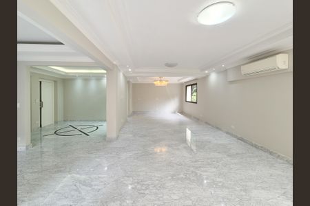 Apartamento para alugar com 3 quartos, 242m² em Indianópolis, São Paulo