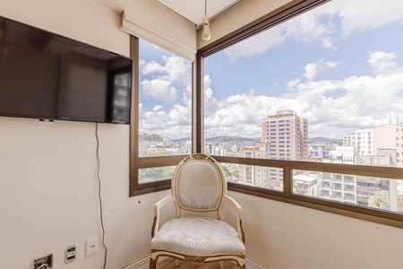 Sala de apartamento para alugar com 1 quarto, 45m² em Rio Branco, Porto Alegre