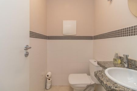 Lavabo de apartamento à venda com 1 quarto, 49m² em Santo Antônio, Porto Alegre