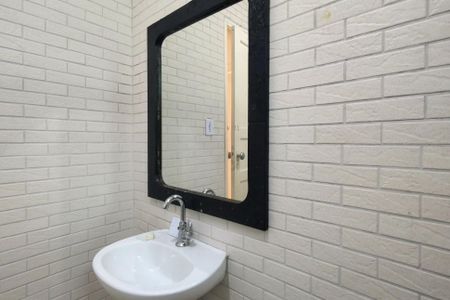 Apartamento para alugar com 70m², 2 quartos e sem vagaBanheiro