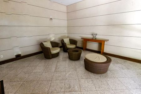 Apartamento para alugar com 49m², 1 quarto e 2 vagasHall de entrada