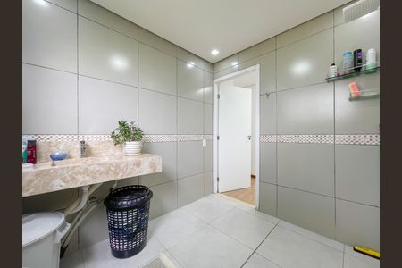 Banheiro de apartamento à venda com 1 quarto, 41m² em Jardim Boa Vista (zona Oeste), Osasco