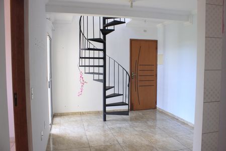 Sala de apartamento para alugar com 3 quartos, 78m² em Cidade Nova Bonsucesso, Guarulhos