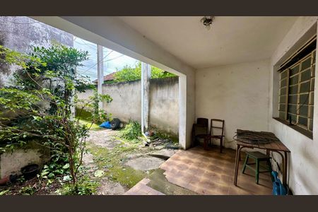 Casa à venda com 275m², 3 quartos e 3 vagas Casa à venda com 275m², 3 quartos e 3 vagasVaranda