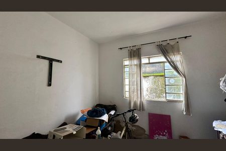 Casa à venda com 275m², 3 quartos e 3 vagas Casa à venda com 275m², 3 quartos e 3 vagasQuarto