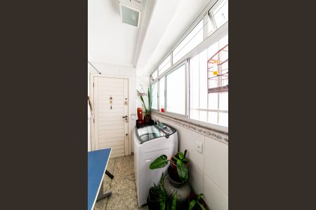 Apartamento à venda com 86m², 3 quartos e 1 vagaÁrea de Serviço