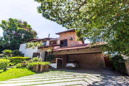 Casa de condomínio à venda com 420m², 3 quartos e 6 vagasGaragem