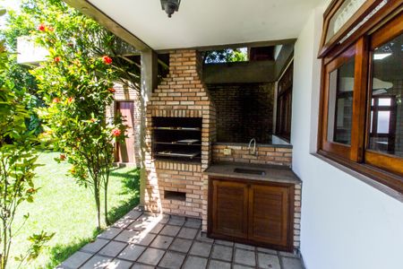 Casa de condomínio à venda com 420m², 3 quartos e 6 vagasÁrea gourmet