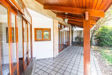 Casa de condomínio à venda com 420m², 3 quartos e 6 vagasÁrea gourmet