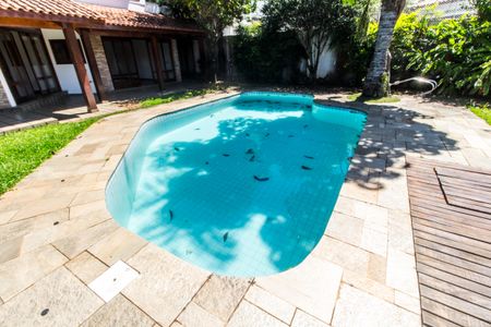 Casa de condomínio à venda com 420m², 3 quartos e 6 vagasPiscina