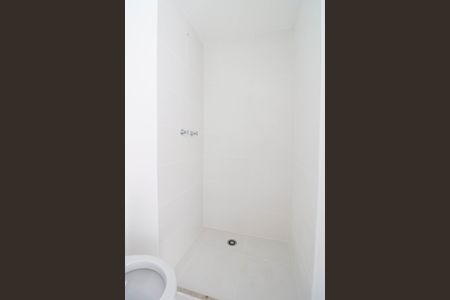 Apartamento à venda com 70m², 2 quartos e 1 vaga Apartamento à venda com 70m², 2 quartos e 1 vagaBanheiro