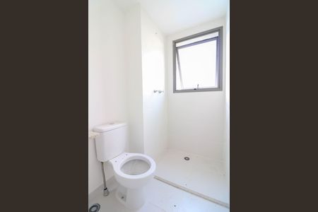 Apartamento à venda com 70m², 2 quartos e 1 vaga Apartamento à venda com 70m², 2 quartos e 1 vagaBanheiro da Suíte