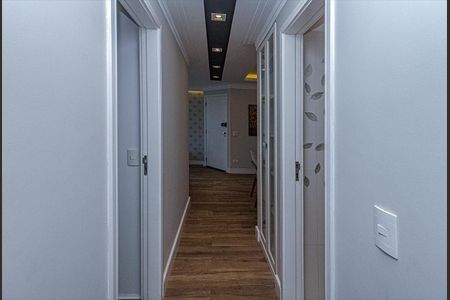 Apartamento à venda com 89m², 3 quartos e 2 vagascorredor para os cômodos_2