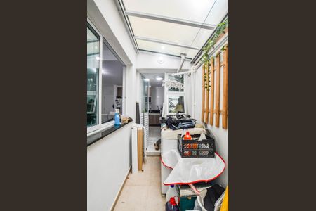 Apartamento à venda com 74m², 2 quartos e 1 vaga Apartamento à venda com 74m², 2 quartos e 1 vagaÁrea de Serviço