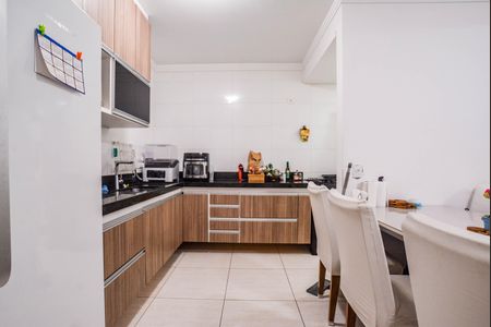Apartamento à venda com 74m², 2 quartos e 1 vaga Apartamento à venda com 74m², 2 quartos e 1 vagaCozinha