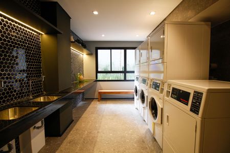 Studio para alugar com 24m², 1 quarto e sem vaga Studio para alugar com 24m², 1 quarto e sem vagaÁrea Comum - Lavanderia