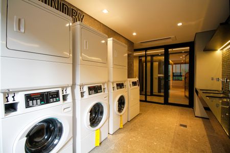 Studio para alugar com 24m², 1 quarto e sem vaga Studio para alugar com 24m², 1 quarto e sem vagaÁrea Comum - Lavanderia