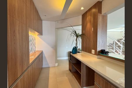 Apartamento para alugar com 225m², 3 quartos e 2 vagasCozinha