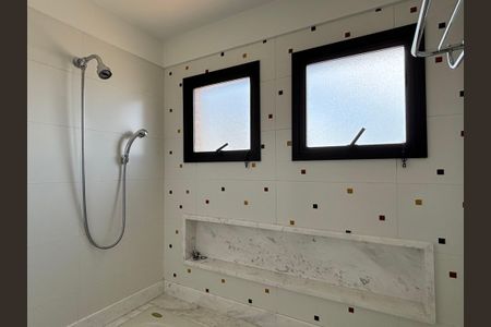 Apartamento para alugar com 225m², 3 quartos e 2 vagasBanheiro da Suíte