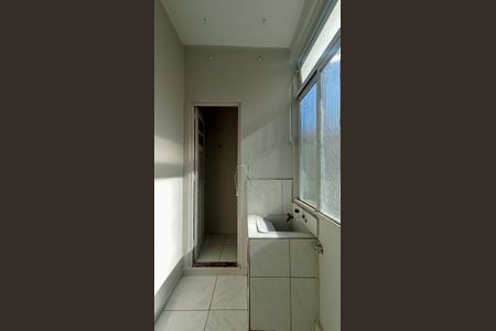 Apartamento para alugar com 79m², 2 quartos e sem vaga