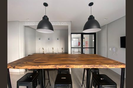 Apartamento para alugar com 30m², 1 quarto e sem vagaÁrea comum - Salão de festas