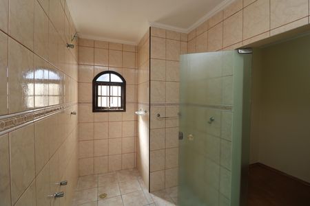 Casa para alugar com 125m², 3 quartos e 2 vagasBanheiro da Suíte
