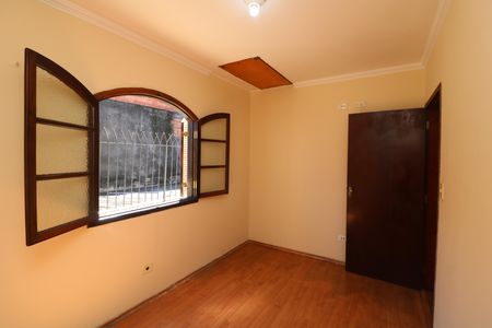 Casa para alugar com 125m², 3 quartos e 2 vagasQuarto 2