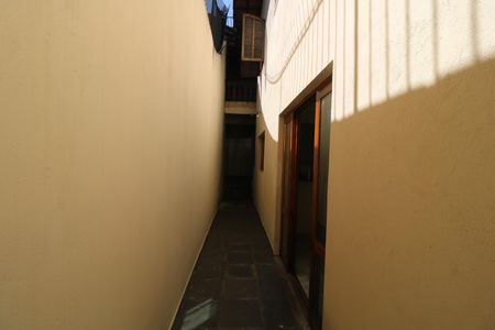 Casa para alugar com 125m², 3 quartos e 2 vagasCorredor