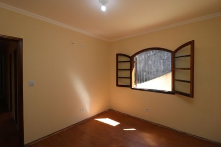 Casa para alugar com 125m², 3 quartos e 2 vagasQuarto