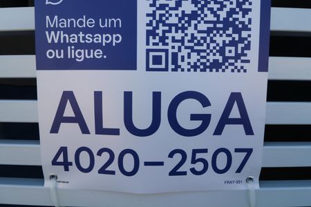 Casa para alugar com 125m², 3 quartos e 2 vagasFachada