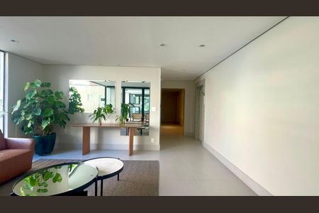 Apartamento para alugar com 44m², 1 quarto e 1 vagaHall de entrada