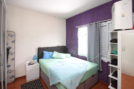 Casa à venda com 125m², 4 quartos e 2 vagasQuarto 2