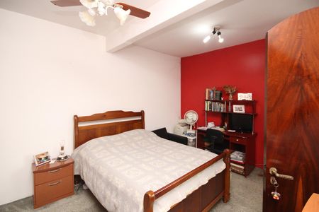 Casa à venda com 125m², 4 quartos e 2 vagasSuíte 