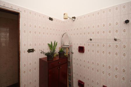 Casa à venda com 125m², 4 quartos e 2 vagasBanheiro 3 