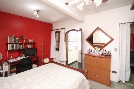 Casa à venda com 125m², 4 quartos e 2 vagasSuíte 