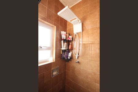 Casa à venda com 125m², 4 quartos e 2 vagasBanheiro 1