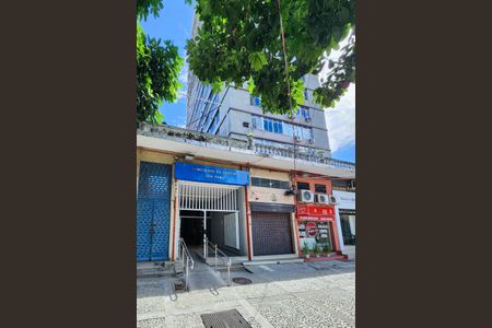 Apartamento à venda com 72m², 2 quartos e 1 vaga Apartamento à venda com 72m², 2 quartos e 1 vagaFachada do Condomínio