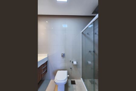 Apartamento à venda com 72m², 2 quartos e 1 vaga Apartamento à venda com 72m², 2 quartos e 1 vagaBanheiro da Suíte