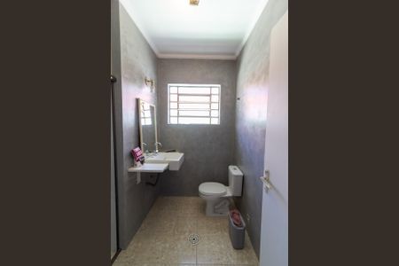 Casa para alugar com 154m², 3 quartos e 2 vagas Casa para alugar com 154m², 3 quartos e 2 vagasBanheiro Social