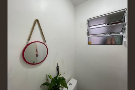 Casa de condomínio para alugar com 85m², 2 quartos e 2 vagasLavabo 