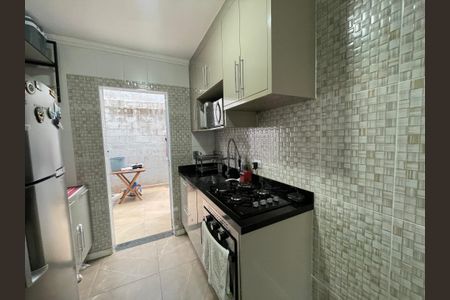 Casa de condomínio para alugar com 85m², 2 quartos e 2 vagasCozinha