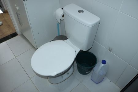 Casa de condomínio para alugar com 85m², 2 quartos e 2 vagasBanheiro