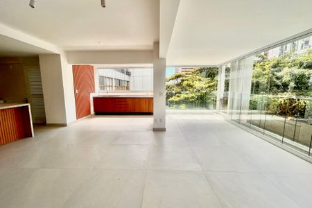 Sala  de apartamento para alugar com 3 quartos, 140m² em Ipanema, Rio de Janeiro