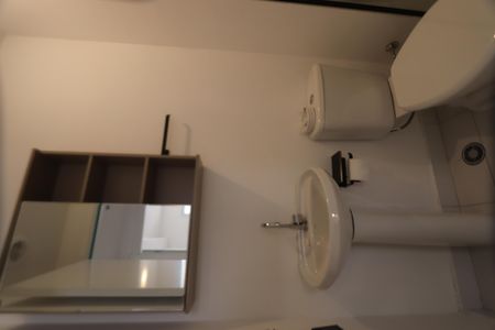 Apartamento à venda com 32m², 2 quartos e sem vagaBanheiro