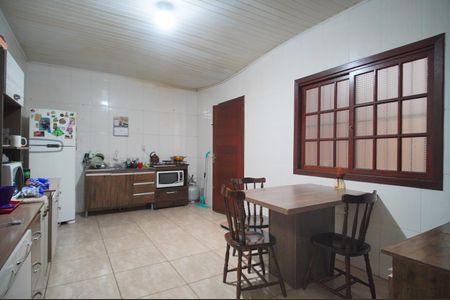 Casa à venda com 125m², 3 quartos e 2 vagasCozinha