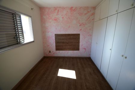 Quarto 2 de apartamento para alugar com 2 quartos, 89m² em Centro, Campinas