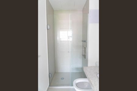 Banheiro de kitnet/studio para alugar com 1 quarto, 34m² em Vila da Saúde, São Paulo